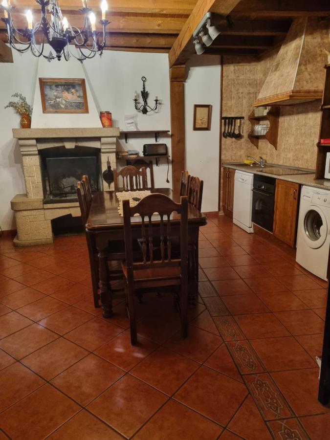 Casas Rurales Tio Claudio I Y II El Barraco Екстер'єр фото