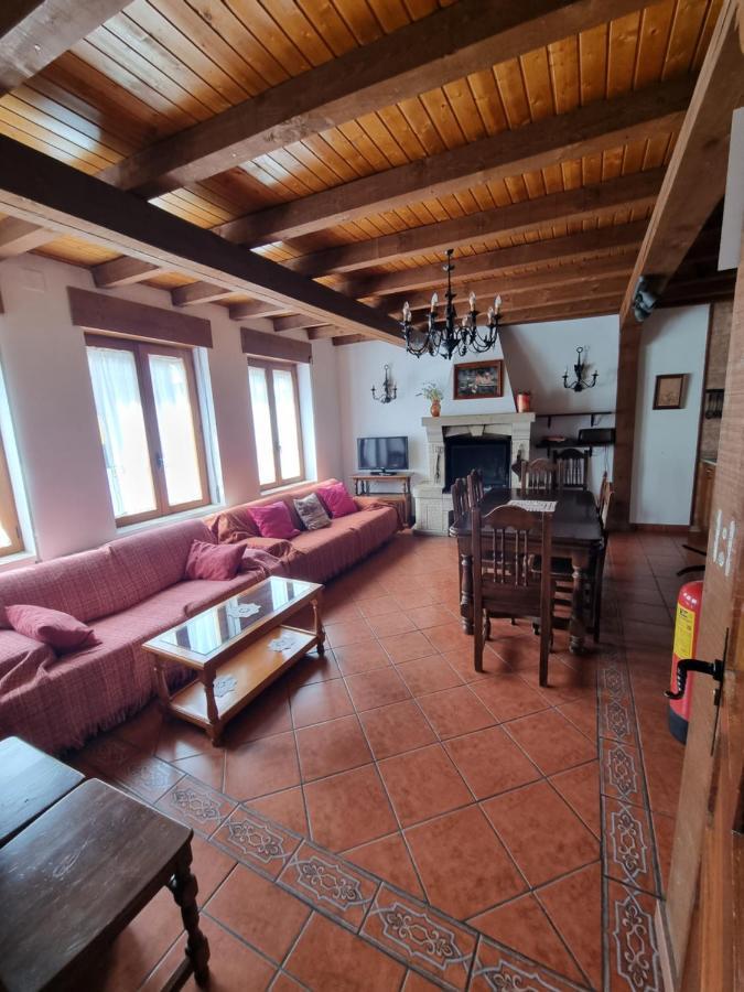 Casas Rurales Tio Claudio I Y II El Barraco Екстер'єр фото