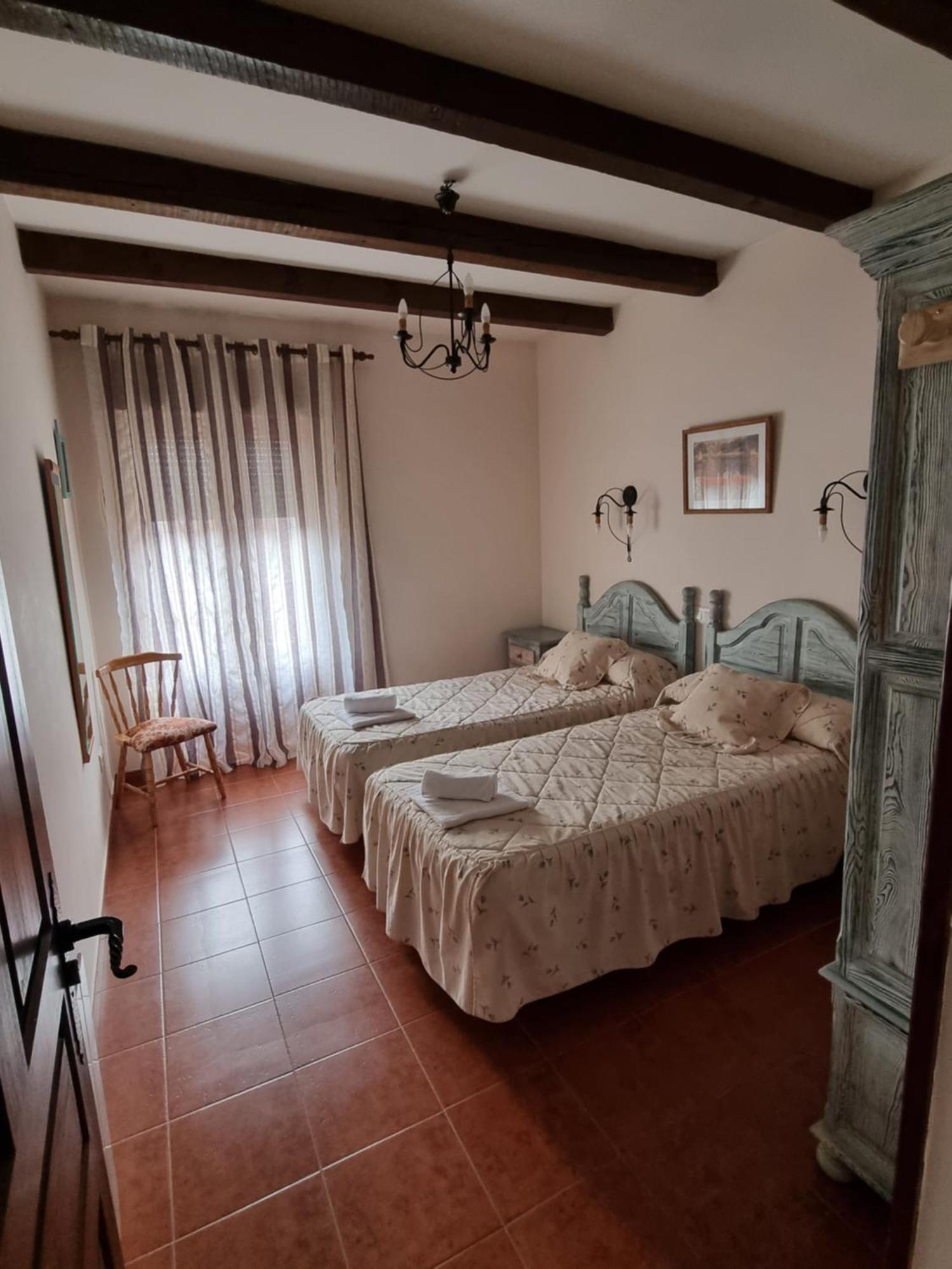 Casas Rurales Tio Claudio I Y II El Barraco Екстер'єр фото